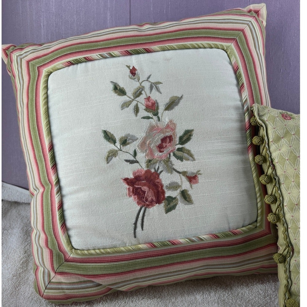 Vintage Romantic Floral‎ Pillow Set Embroidered Cottagecore French Country Decor - Picture 3 of 16